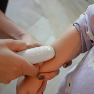 Aparat pentru calmarea muscaturilor de tantar Bbluv Bug