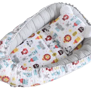 Baby Nest 3 in 1 din bumbac cu salteluta si pernuta inclusa Safari