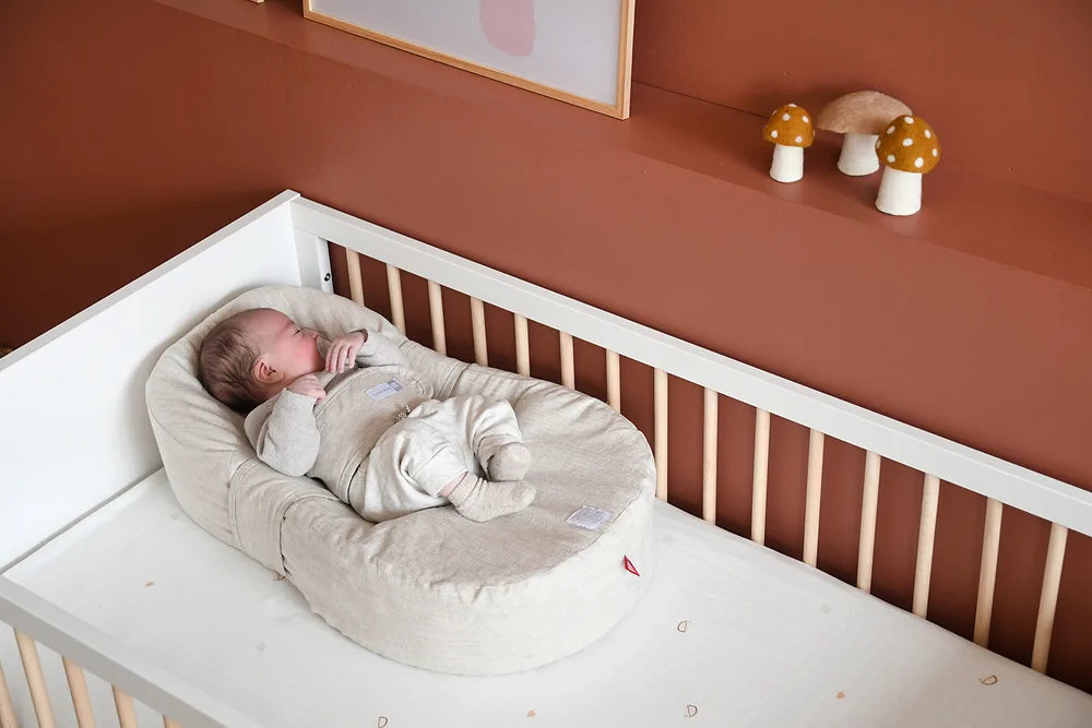 Baby nest ergonomic Red Castle Cocoonababy 10 Linen Natural