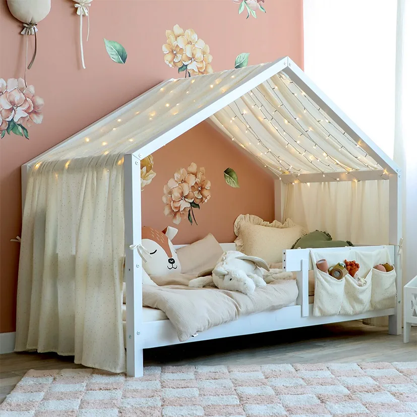 Baldachin muselina pentru pat tip casuta