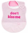 Baveta BabyJem din bumbac Dont Kiss Me Pink