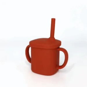 Cana cu pai si capac din silicon Coccorito Red 180 ml