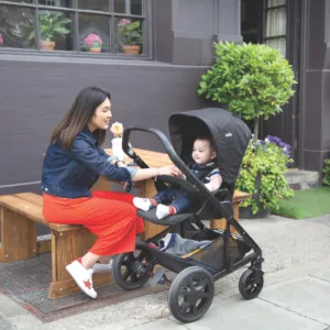 Carucior pentru copii multifunctional 3 in 1 Joie Chrome DLX Toffee