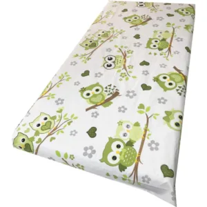 Cearsaf cu elastic pe colt 140x70 cm Bufnite indragostite cu verde