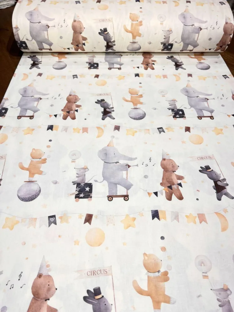 Cearsaf pentru pat copii Nichiduta Circus 120x60 cm din bumbac cu banda elastica roata