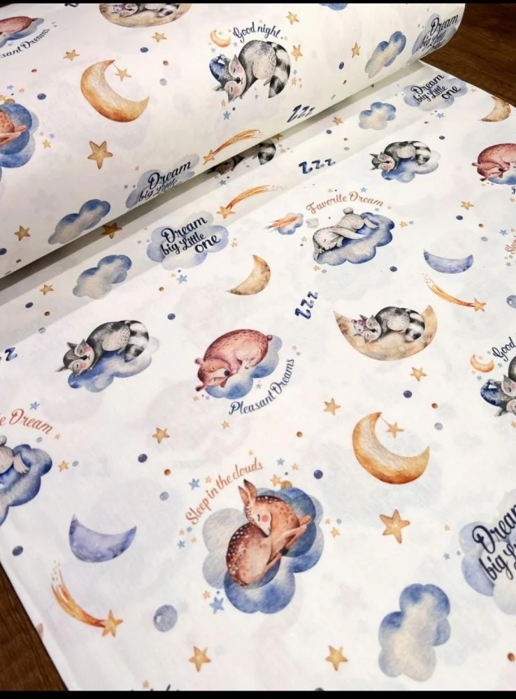 Cearsaf pentru pat copii Nichiduta Sleep in the clouds 120x60 cm din bumbac cu banda elastica roata