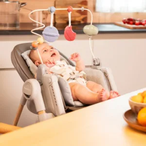 Centru de activitati Chicco cu jucarii Rainbow pentru scaun de masa Polly Armonia