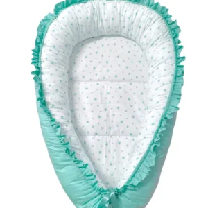 Cuib pentru bebelusi cu desfacere si volanase verde menta - stelute verde menta pe alb