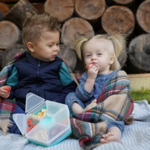 Cutie snack hexagon snackle cu 6 compartimente Melii pink