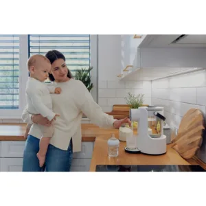 Espressor pentru lapte praf Lionelo Baby Presto cu afisaj digital LED alb