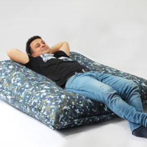Fotoliu mare magic pillow impermeabil army camouflage air pretabil si la exterior umplut cu perle polistiren