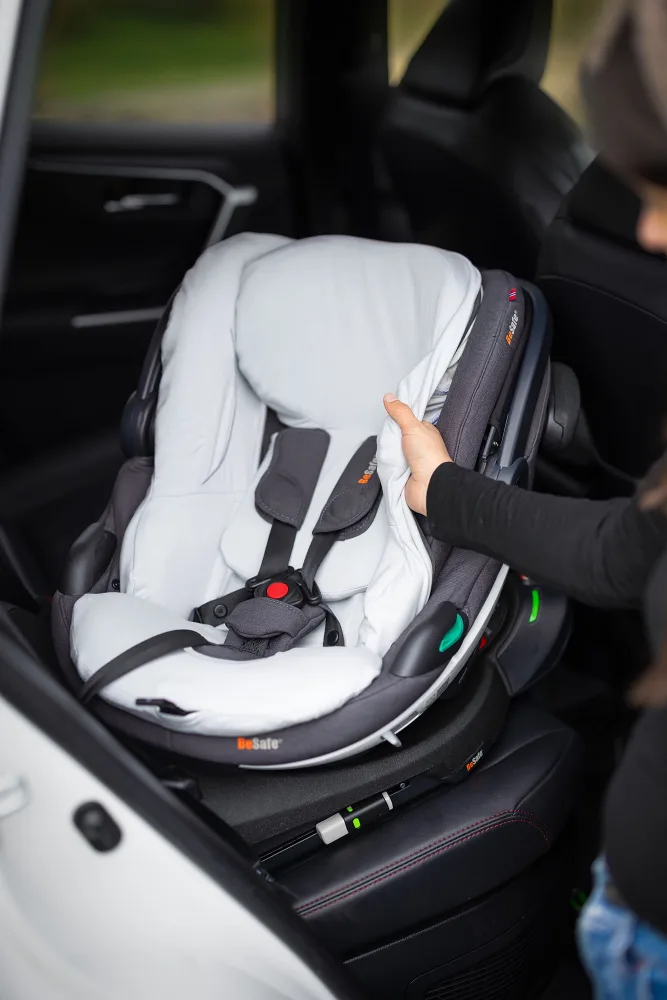 Husa pentru scaun auto BeSafe Go Beyond