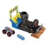Lansator cu masinuta Hot Wheels Monster Trucks Arena Smashers diverse modele