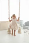 Leagan din lemn si spuma by BabySteps pentru copii WoodSwing catifea Velvet Ecri