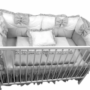 Lenjerie cu 6 aparatori pufoase si fundite Bicolore Gri Pal 120x60 cm
