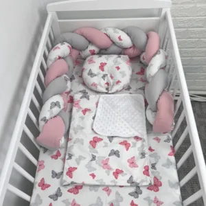 Lenjerie de pat 120x60 cm cu aparatoare impletita 180 cm fluturasi roz pudrat-gri