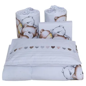 Lenjerie din bumbac cu 5 piese pentru saltea 120x60 cm Beberoyal Teddy BearHearts Alb ambalata intr-o gentuta de transport