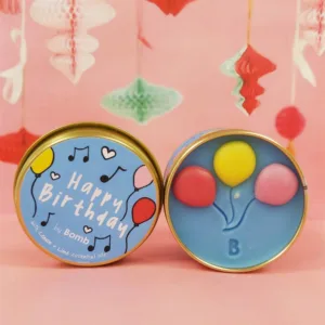Lumanare parfumata 180g Happy Birthday Cutie metalica Bomb Cosmetics