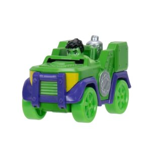 Masinuta din metal si figurina