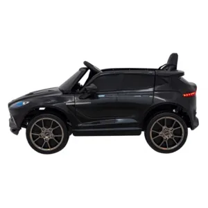 Masinuta electrica pentru copii Aston Martin DBX negru 100W cu telecomanda