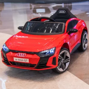 Masinuta electrica pentru copii Audi e-Tron GT Red cu licenta