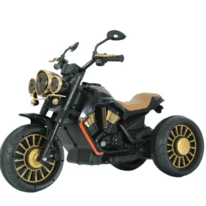 Motocicleta electrica cu 3 roti