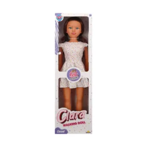 Papusa Clara in tinuta casual