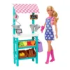 Papusa cu accesorii Barbie You Can Be Vanzatoare stand ferma