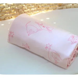Paturica din bumbac 80x90cm Roz cu pisicute