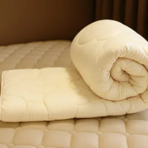 Pilota matlasata Somnart Selina Ivoire pentru primavara toamna 200 x 220 cm