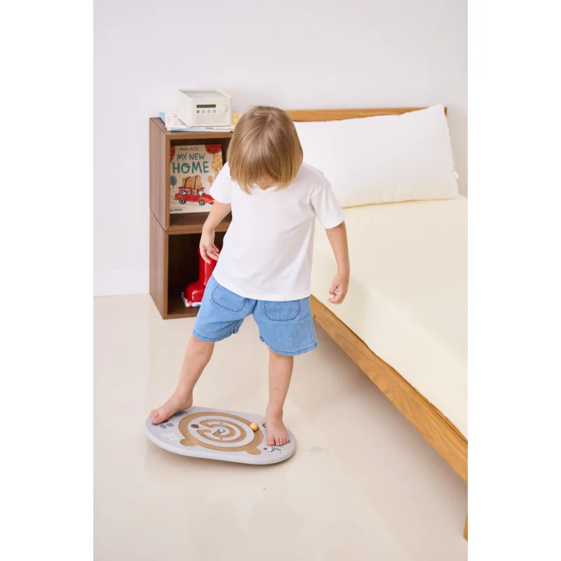 Placa de echilibru si coordonare Urmareste si echilibreaza