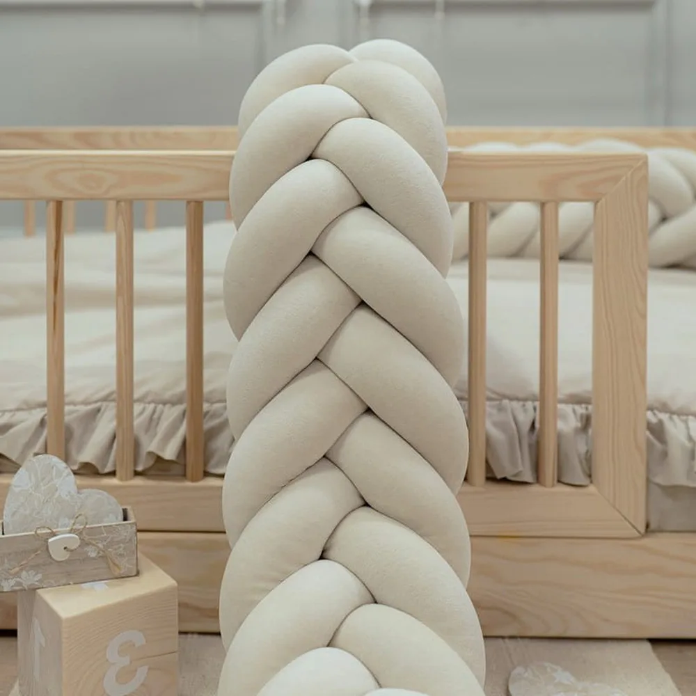 Protectie de pat impletita