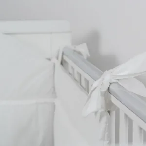 Protectie jumatate patut 60 x 120 cm Alb cu dantela KidsDecor din bumbac
