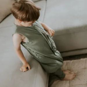 Sac de dormit cu picioare Light 1-2 ani Green Sleepee 1.5 tog