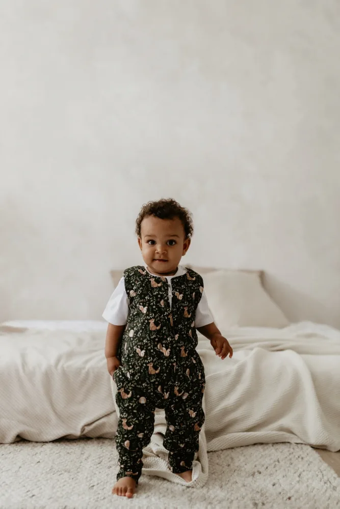 Sac dormit cu 2 fete din bumbac cu picioare 1-2 ani S Forest Ivory Sleepee 2.5 Tog