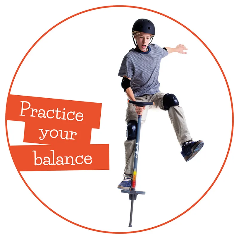 Saritor pentru adolescenti Chillafish Poogi Glow Papaya stick pogo