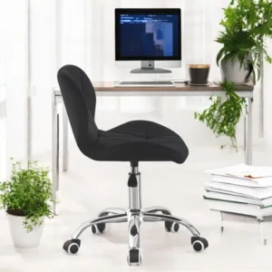 Scaun de birou in stil scandinav