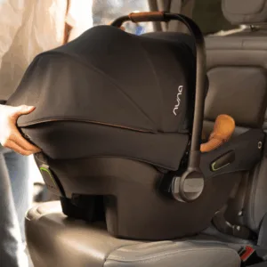 Scoica auto cu isofix Nuna Pipa urbn Granite conform ECE R129 si testata ADAC
