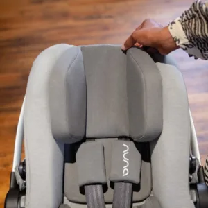 Scoica auto i-Size Pipa Next Caviar nastere - 83 cm testata ADAC