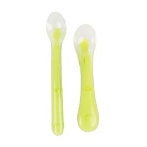 Set 2 lingurite flexibile din silicon KidsCare verde