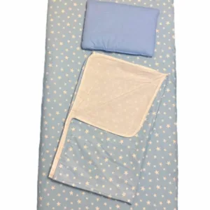 Set 3 piese paturica cu cearsaf si pernuta 160x80 cm Stelute pe bleu