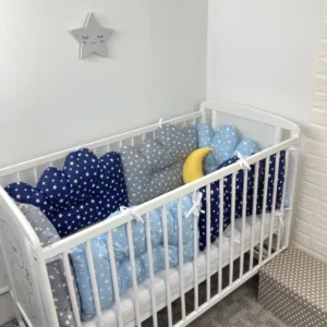 Set 6 aparatori pentru patut pernute norisori cu luna albastru