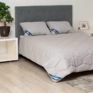 Set Somnart Bella cu pilota 180 x 200 model biscuite si 2 perne 50 x 70 cm din bumbac gri