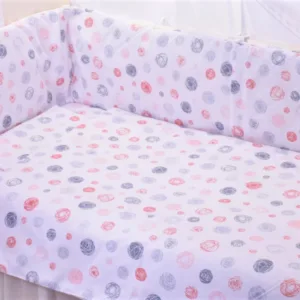 Set complet 7 piese lenjerie si aparatori patut 120x60 cm din bumbac model ghemotoace