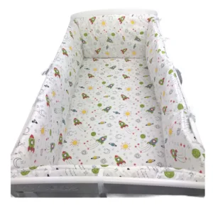 Set de aparatori pufoase h35 pat 140x70 cm DeLuxe Aventura in spatiu