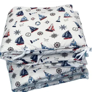 Set de aparatori pufoase h35 pat 140x70 cm DeLuxe Barcute pe alb