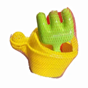Set stropitoare mica pentru copii cu accesorii Happy Sprinkle Galbena