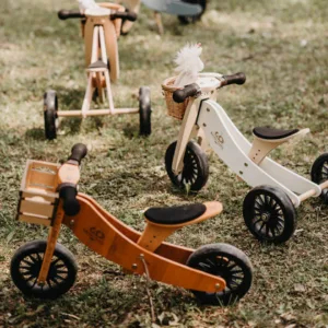 Tricicleta copii fara pedale transformabila Tiny Tot Coral 12 luni+ Kinderfeets