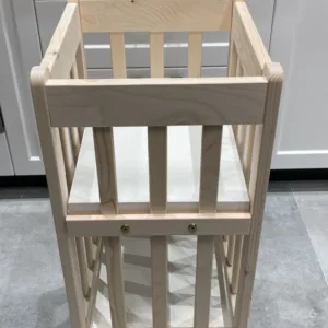 Turn de invatare si activitati Montessori realizat din brad slefuit