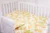 Set complet 7 piese lenjerie si aparatori patut 120×60 cm din bumbac model floricele